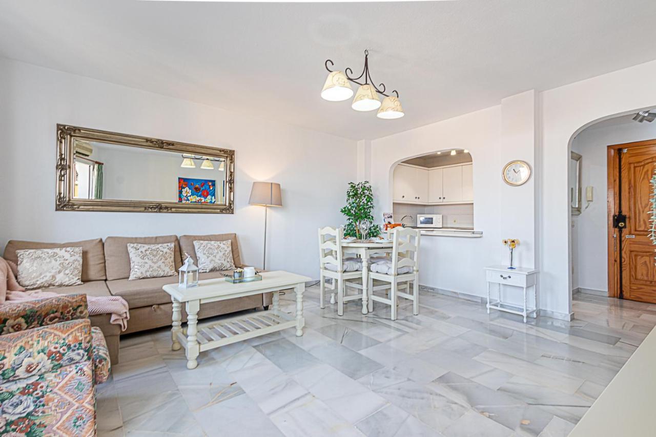 797 Holiday Rentals - Amplio Piso Para 4 En El Centro De Arroyo De La Miel بينالماذينا المظهر الخارجي الصورة