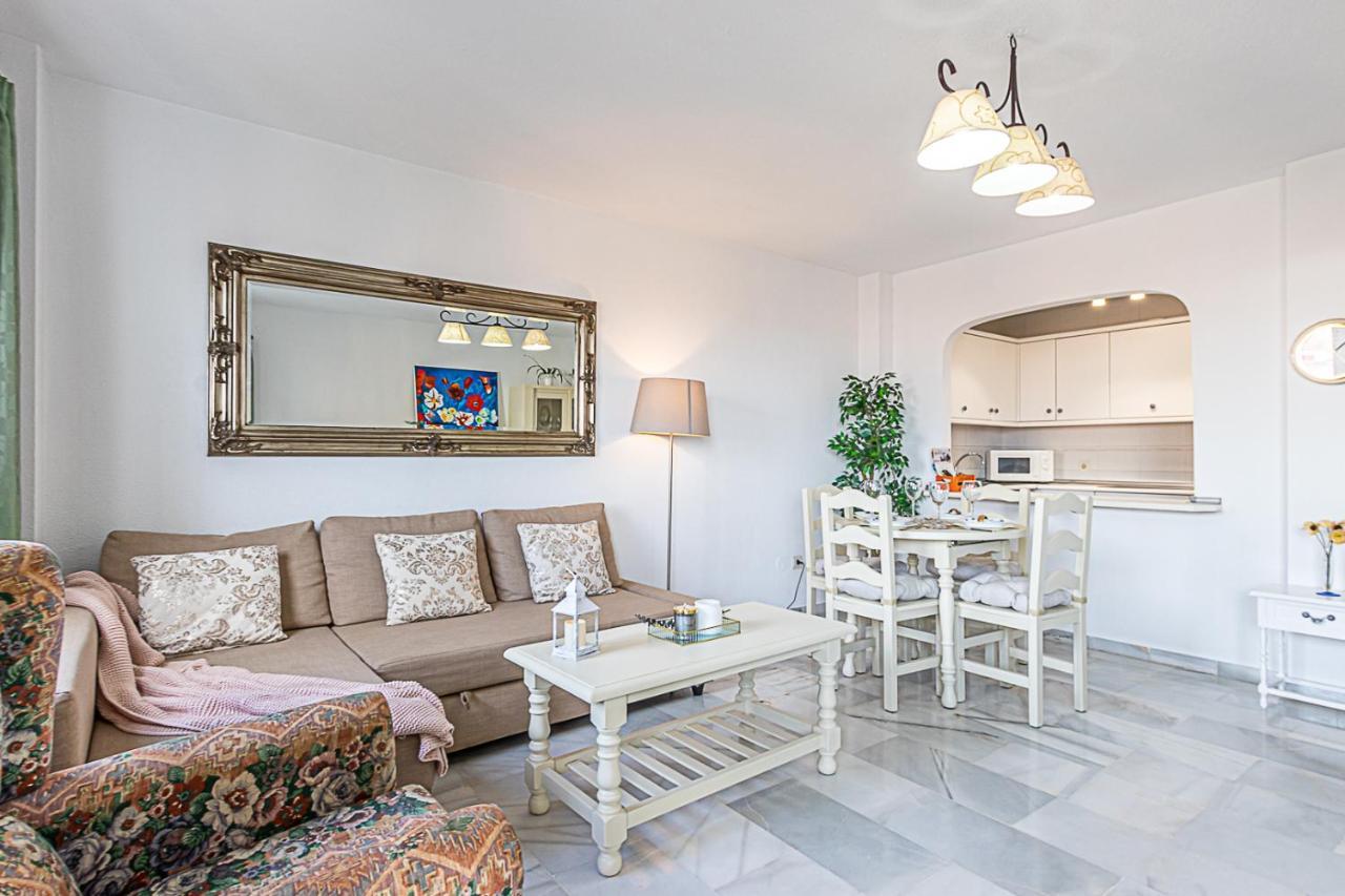 797 Holiday Rentals - Amplio Piso Para 4 En El Centro De Arroyo De La Miel بينالماذينا المظهر الخارجي الصورة
