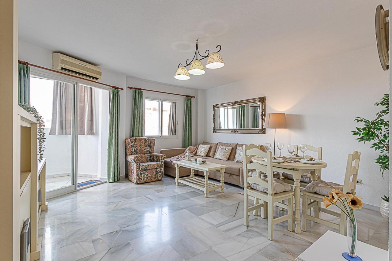 797 Holiday Rentals - Amplio Piso Para 4 En El Centro De Arroyo De La Miel بينالماذينا المظهر الخارجي الصورة